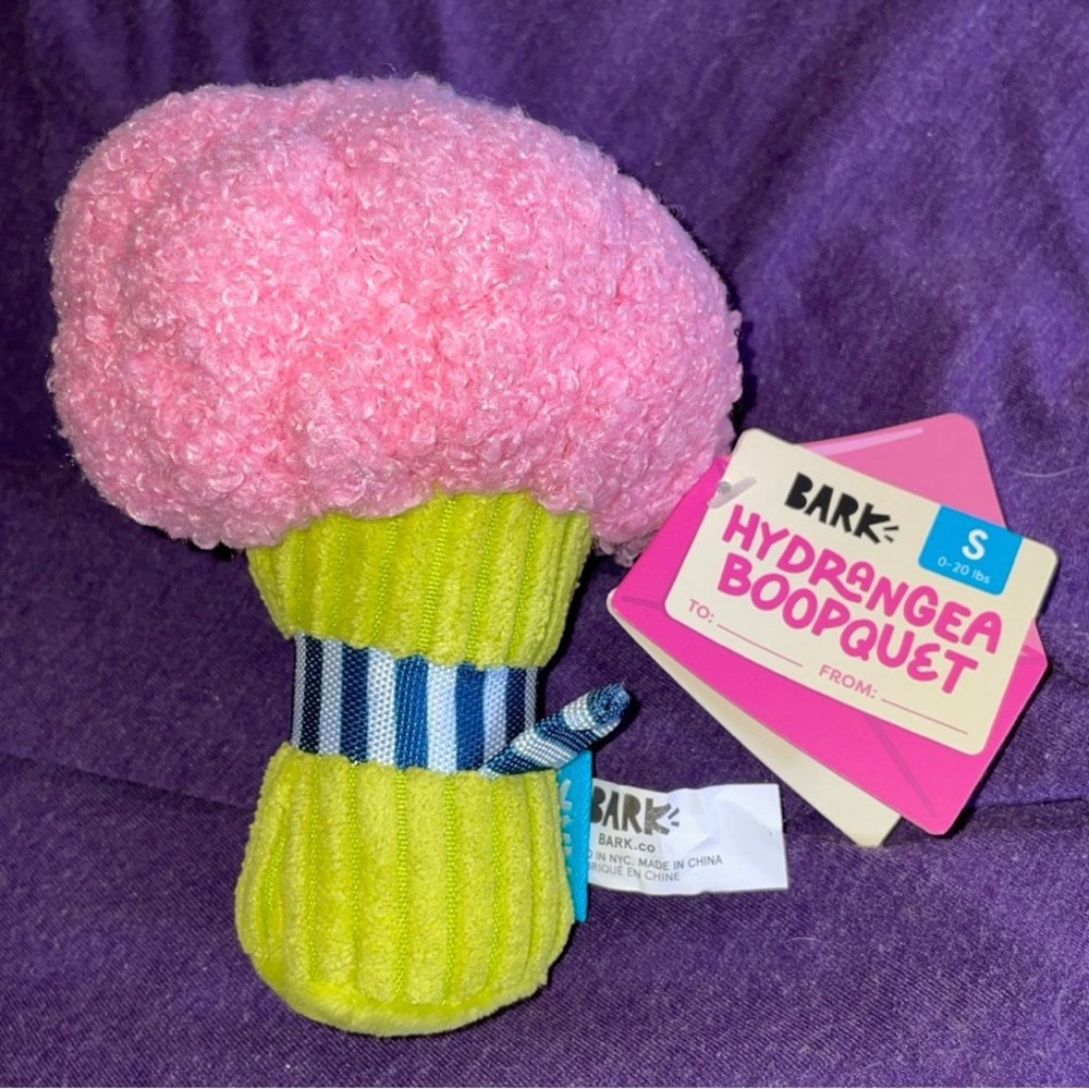 BRAND NEW Barkbox Dog Toy - Hydrangea Boopquet